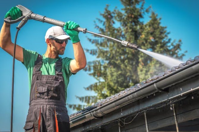 Gutter Cleaning